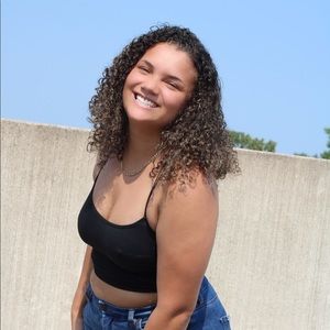 Meet your Posher, Cassie